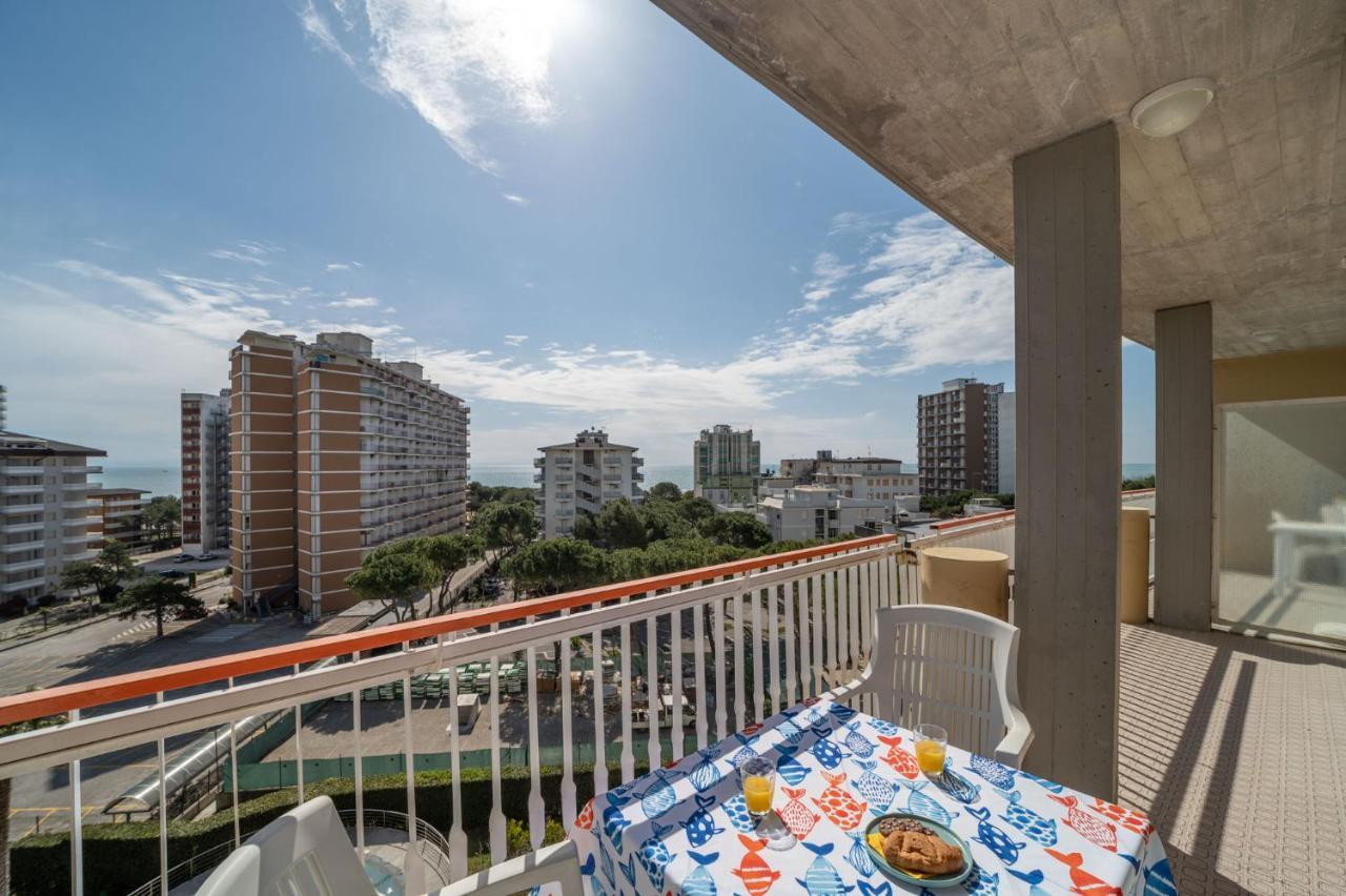 Ferienwohnung Residenza Puerto Do Sol Lignano Sabbiadoro Exterior foto