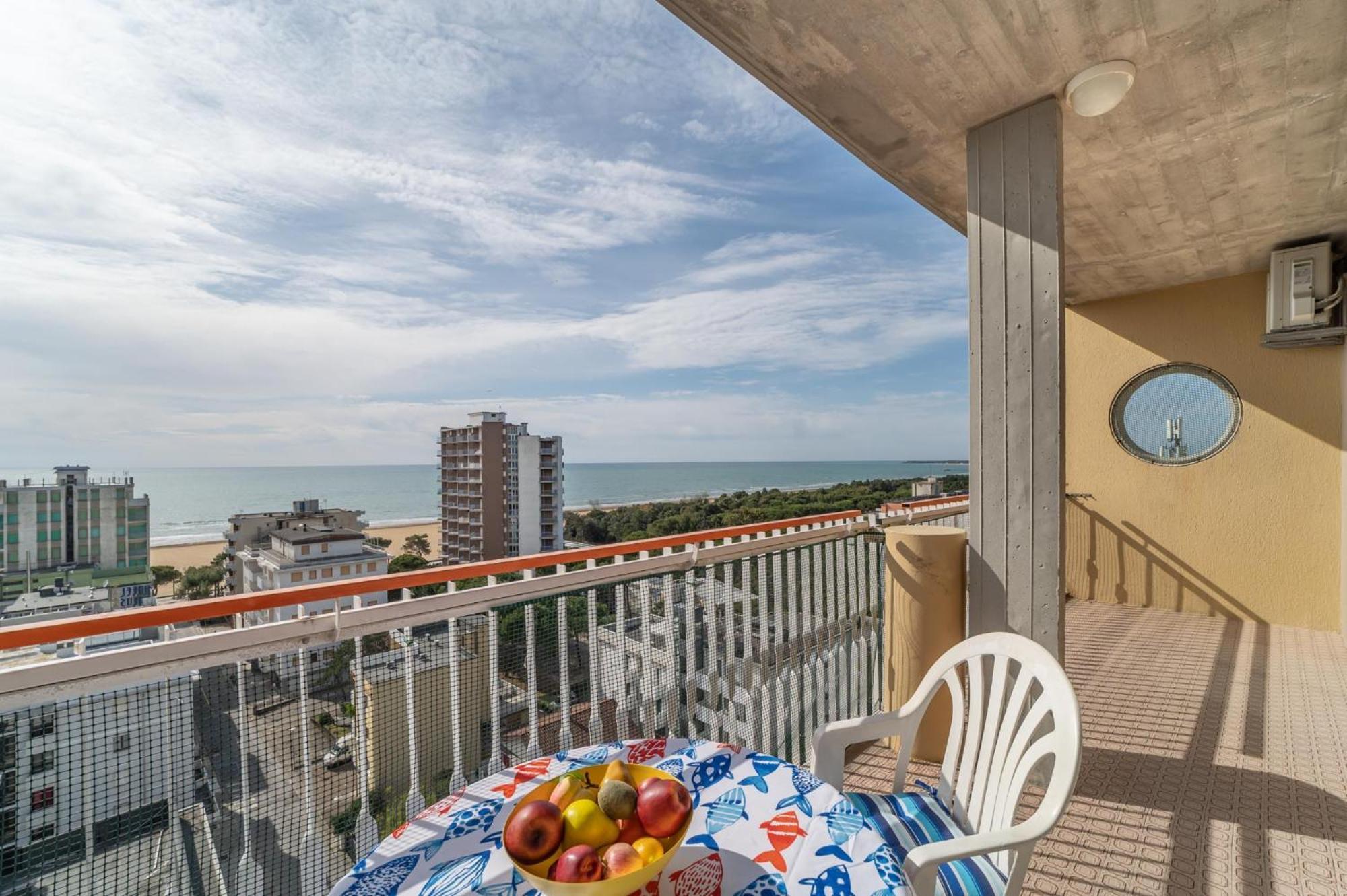 Ferienwohnung Residenza Puerto Do Sol Lignano Sabbiadoro Exterior foto